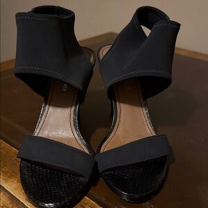 Donald J. Pliner Women's Sandals Size 8